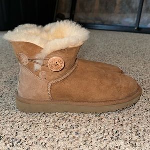 Ugg Mini Bailey Button II Water-Repellent Booties